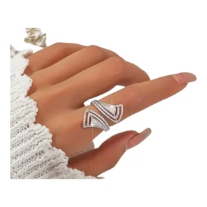 Anillo de plata diseño moderno ajustable con detalles brillantes - Balearyc