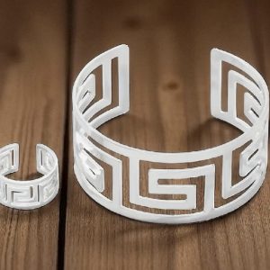 Set de brazalete y anillo de plata con diseño geométrico griego – Balearyc