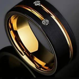 Anillo negro y dorado con circonios Balearyc