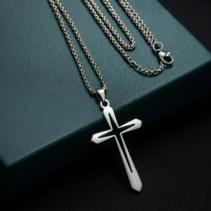 Colgante cruz de plata Balearyc con cadena incluida